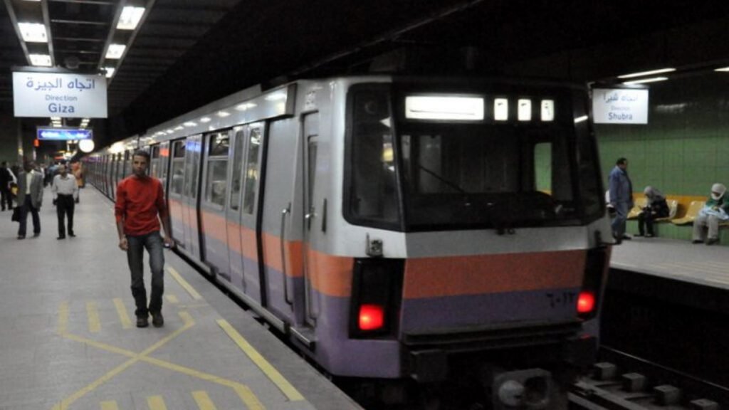 https://www.google.com/maps/search/Dokki+Station+-+%D8%A7%D9%84%D8%AF%D9%82%D9%8A+%E2%80%AD/@30.0384439,31.2096614,17z/data=!3m1!4b1?entry=ttu&g_ep=EgoyMDI2MDgxOS4wIKXMDSoASAFQAw%3D%3D