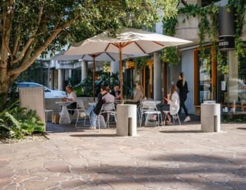 Lavender Restaurant & Lounge – لافندر