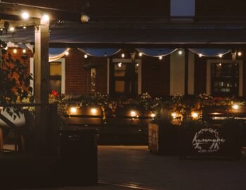 PAVONE Restaurant & Cafe