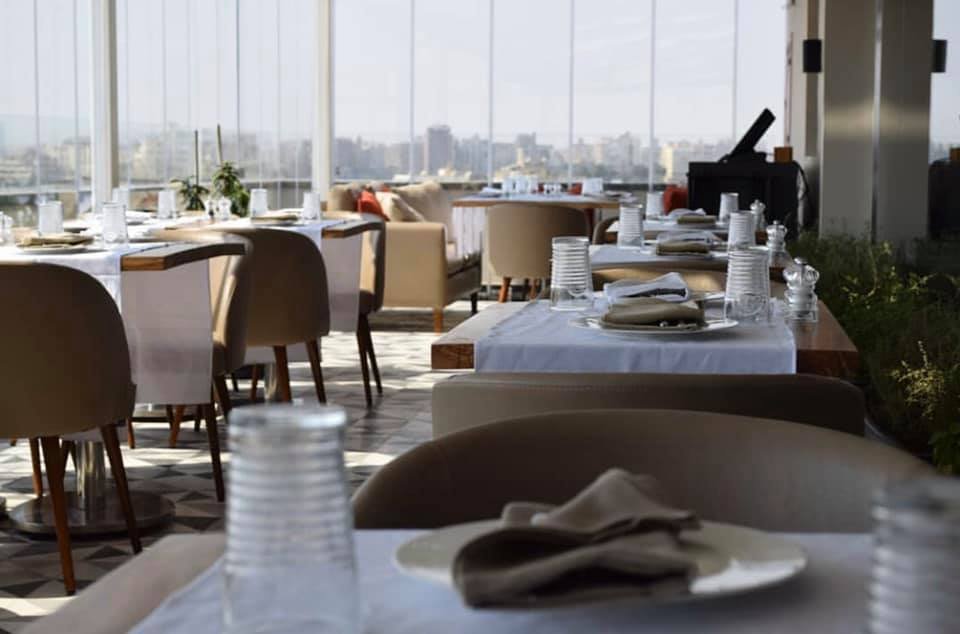 Estro-an-Italian-Rooftop-مطعم-إِسترو-مطعم-إيطالي-على-السطح