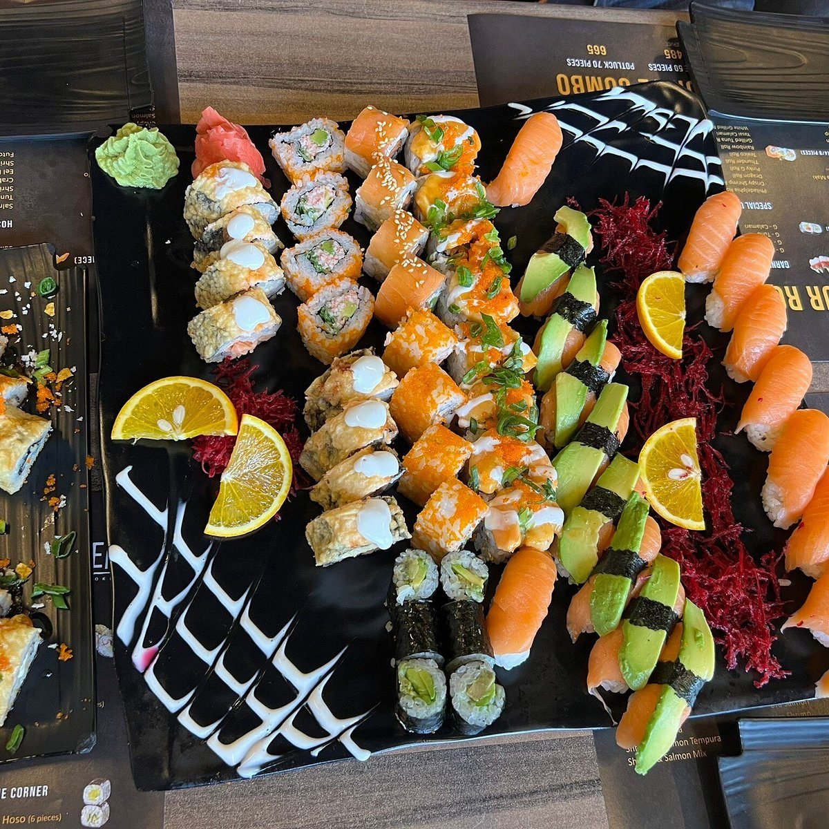 Garnell-Sushi-Poke-جارنيل-سوشي-آند-بوكيه