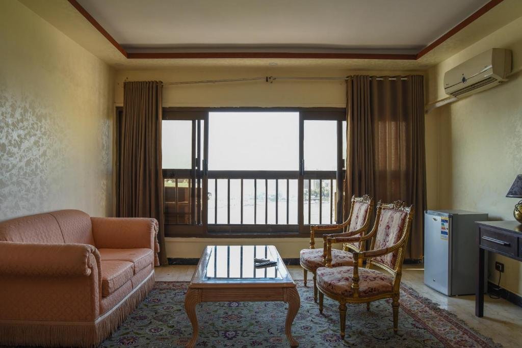 Yasmin-El-Manial-Hotel-فندق-الياسمين-المنيل