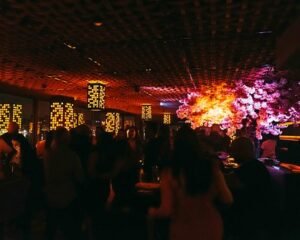 Yogi-Restaurant-Lounge-مطعم-ولاونج-يوغي