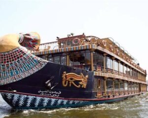 مطعم-نايل-فراعنة-العائم