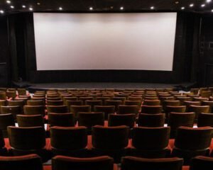 سينما-زاوية-وسط-البلد